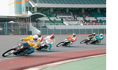 伊勢崎オートレース場写真